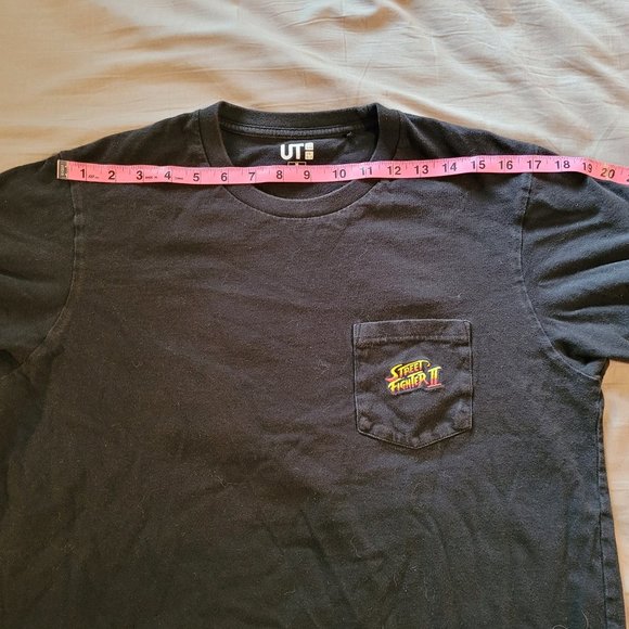 Medium Uniqlo Capcom Street Fighter II Shirt - Picture 9 of 11